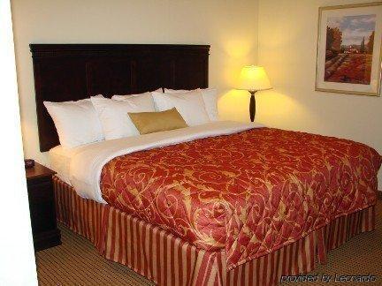 Intown Suites Extended Stay Anderson Sc - Clemson University Room photo